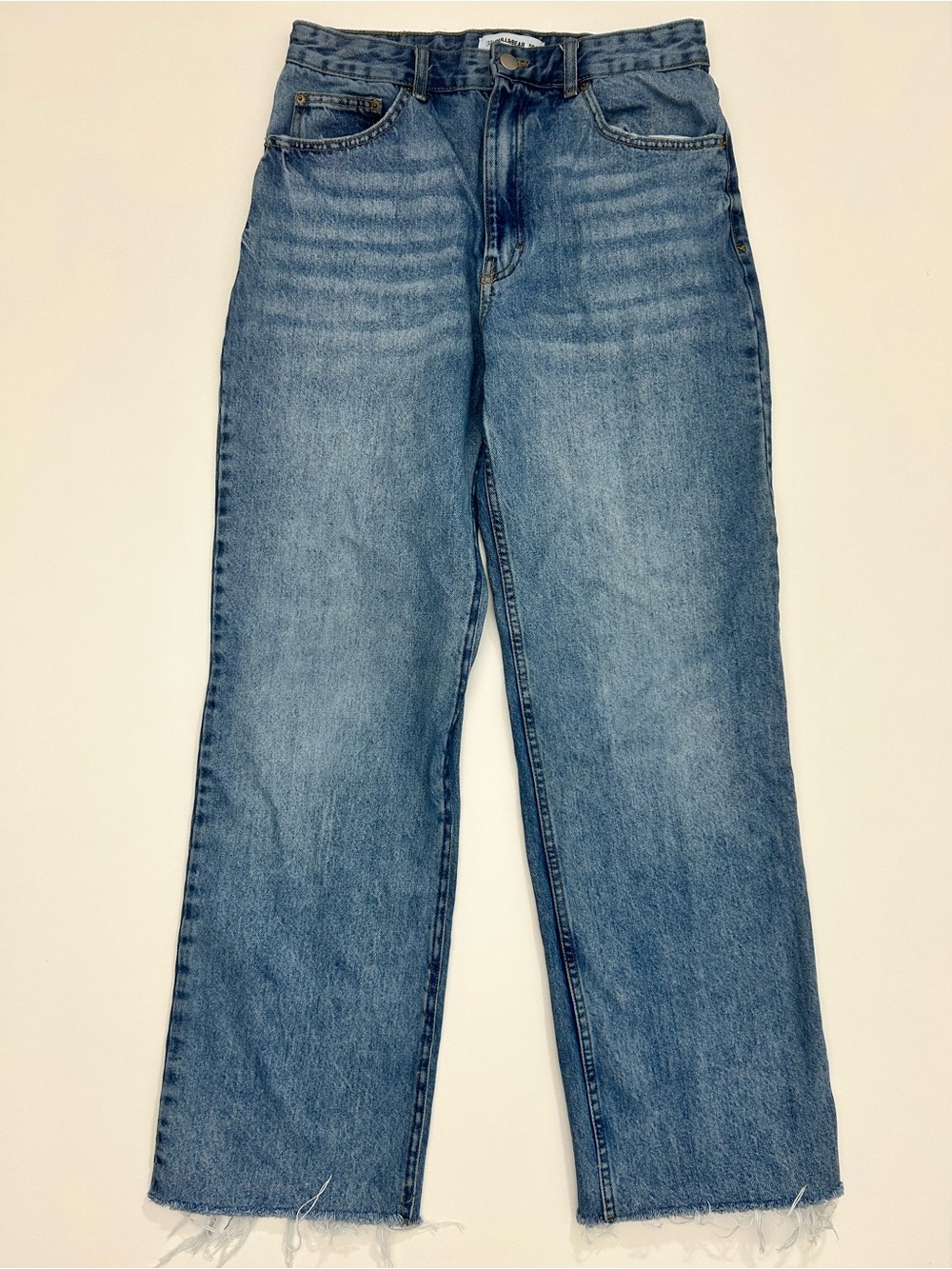 Women’s Pull & Bear high rise straight jeans raw hem size 8